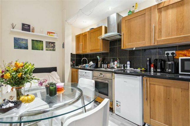 Thumbnail Flat to rent in Hazellville Road, Archway