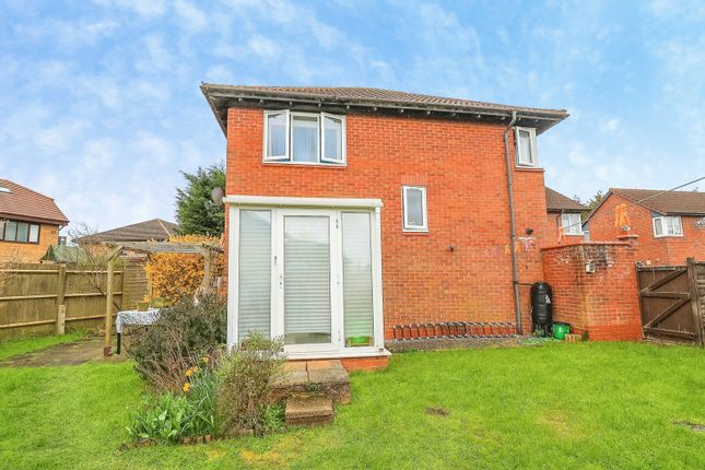 2, Launceston Court, Milton Keynes photo 2