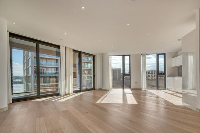 Thumbnail Flat to rent in Echo Court, 21 Admiralty Avenue, London