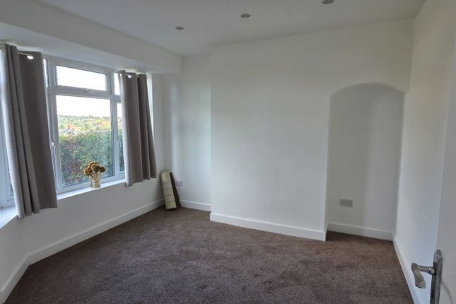 6 Highfield View Road, Chesterfield photo 5