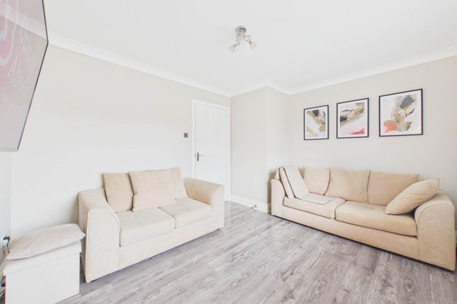 40, Nevis Avenue, Hamilton photo 4