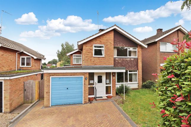 Thumbnail Detached house for sale in Manland Way, Harpenden