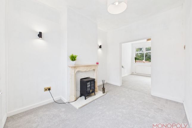 66 Smithfield Road, Wrexham photo 3