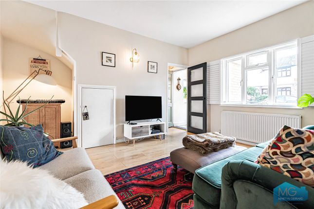 58, Hill Road, London photo 4