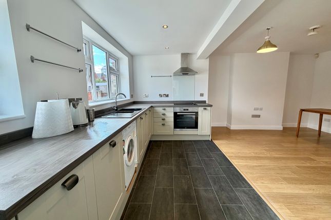 8, Greenwich Avenue, NOTTINGHAM photo 4