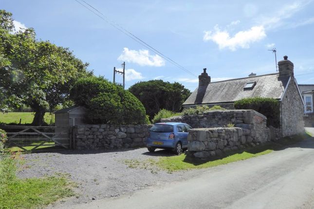 Thumbnail Detached house for sale in Aberdesach, Caernarfon