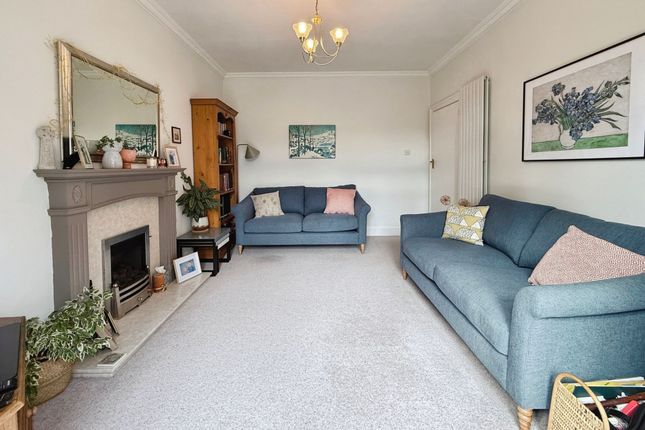25, Meadhurst Road, Leicester photo 3