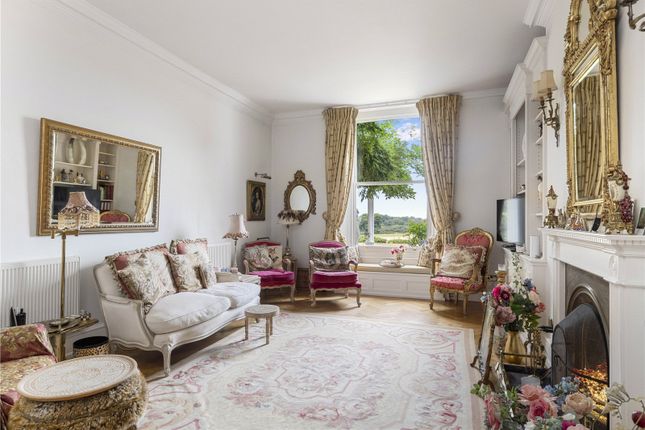 Flat B, Kings Ride House,, Prince Albert Drive, Berkshire photo 4
