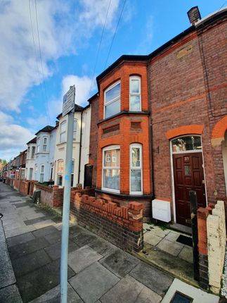 Five Bedroom House In Multiple Occupation Available For Sale Located On Lyndhurst Road In Luton