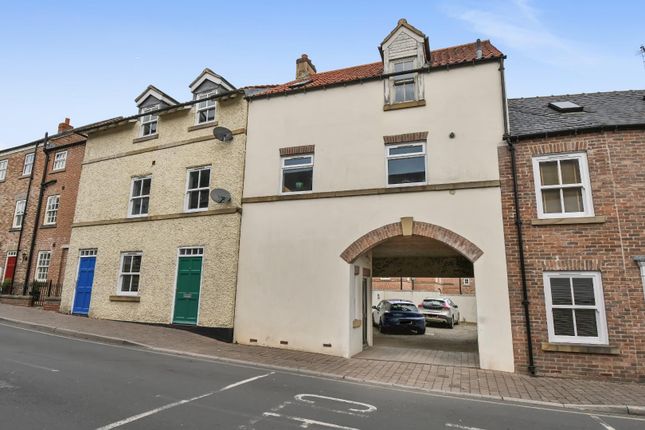 2-bed house on 3 Allhallows Court, Allhallowgate, Ripon, £210,000