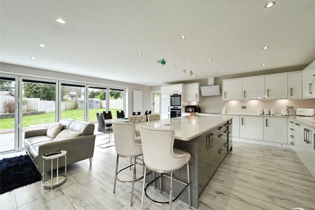 3, Coronation Road, Hampshire photo 2