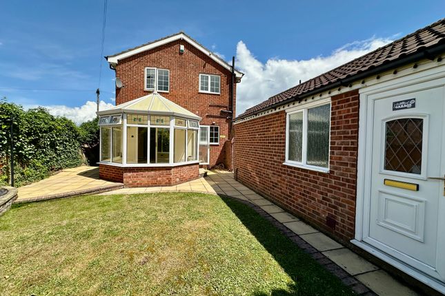 24, Pinefield Avenue, Doncaster photo 3