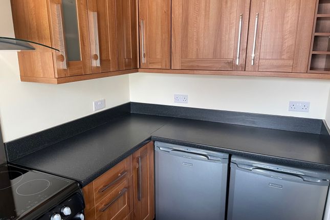 15 Freswick Close, Hinckley photo 4