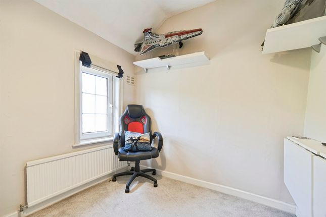 41, Rylands Avenue, Bingley photo 2