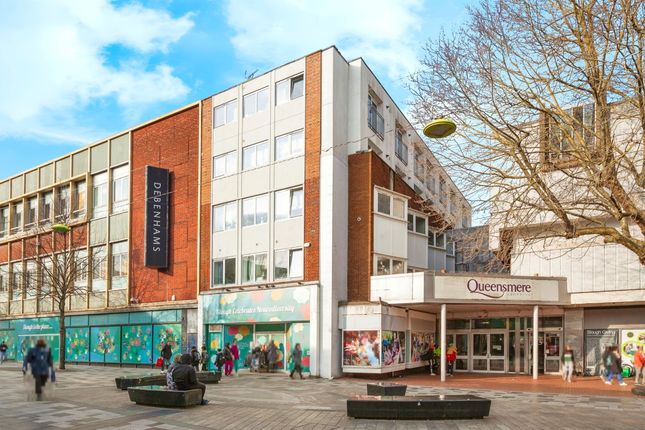 Thumbnail Flat for sale in The Observatory, High Street, Slough