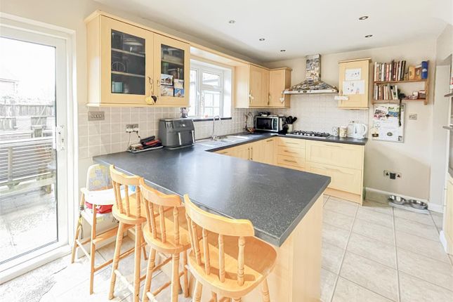 10, Beauford Road, Heathfield photo 3