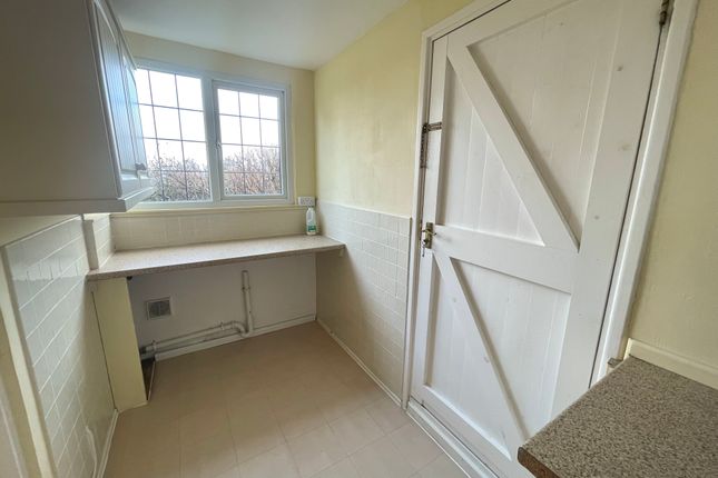 12, Lichfield photo 5