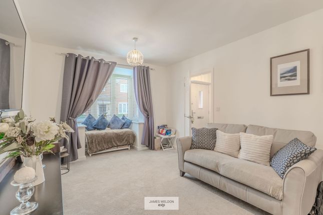2, Bellflower Road, Wimborne photo 3