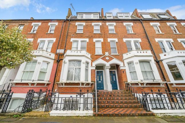 Thumbnail Flat to rent in Aynhoe Road, London