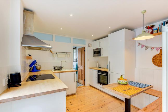 Flat for sale in Cissbury Road, Hove
