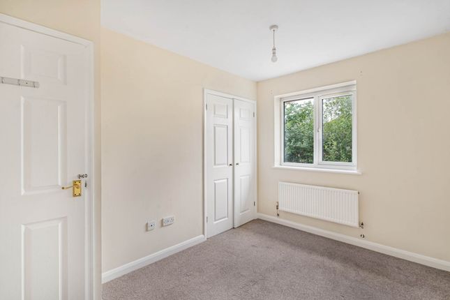 19, Bhandari Close, Oxford photo 4
