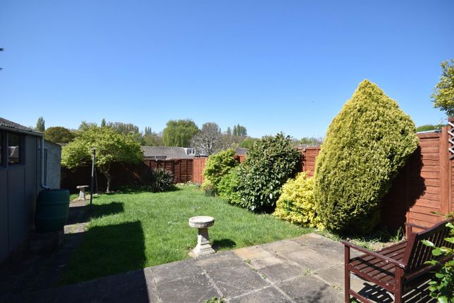 63, Greenview Drive, Northampton photo 2