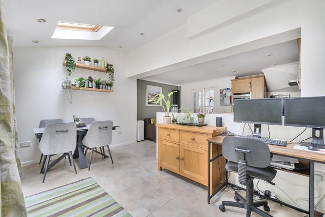 42, Kelburn Close, Chandler's Ford photo 4