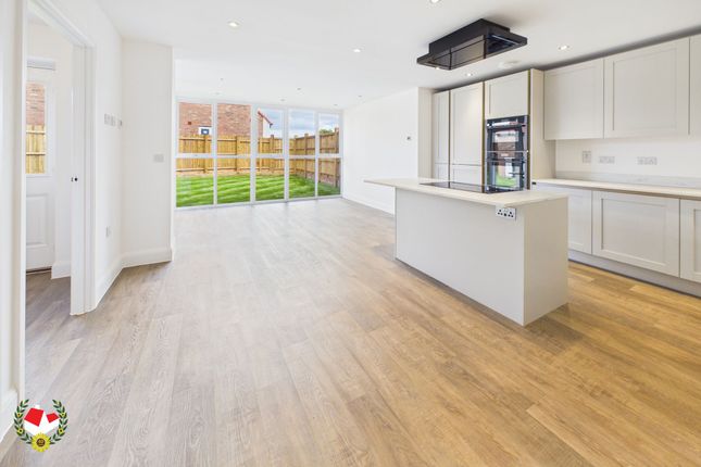 The Addington, Fleet Lane, TWYNING photo 2