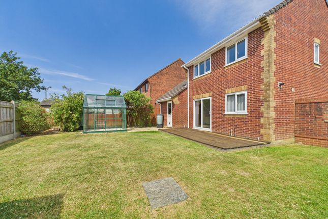 51 Elizabeth Road, Bude photo 2