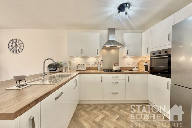 13 Juniper Drive, Mansfield photo 3