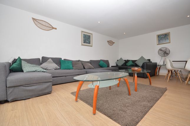 3 Double Bedroom Apartment To Rent