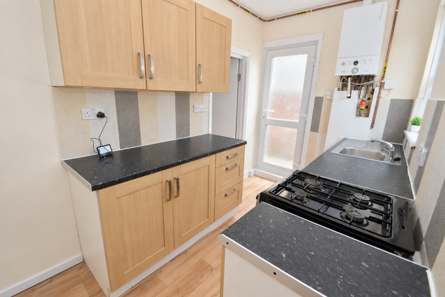 Flat 1, 85, Riverdale Road, Erith photo 4