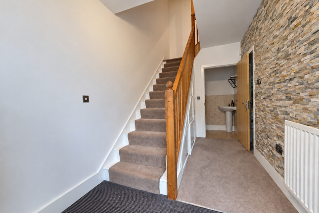 6, Reeceton Gardens, Bolton photo 5