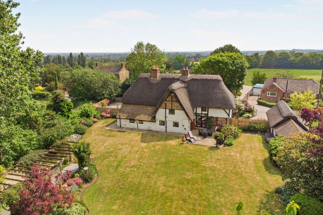 Thatch Cottage,, Wises Lane, Sittingbourne photo 4