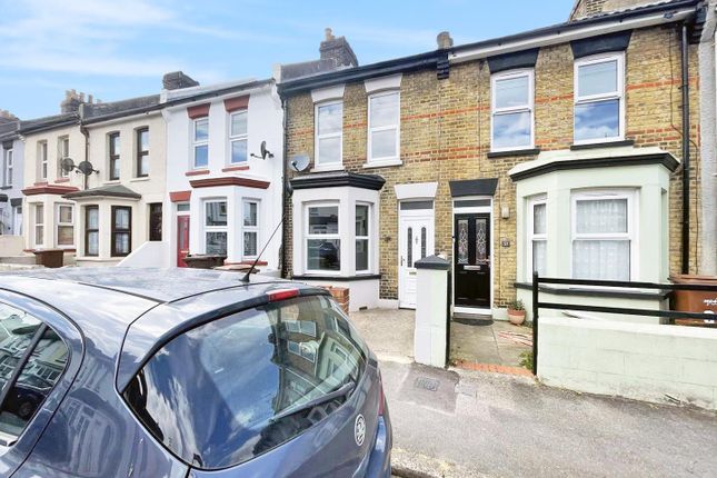 Thumbnail Terraced house to rent in Milton Road, Gillingham