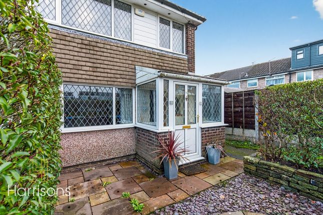 10 Rosebank Close, Ainsworth, Lancashire photo 2