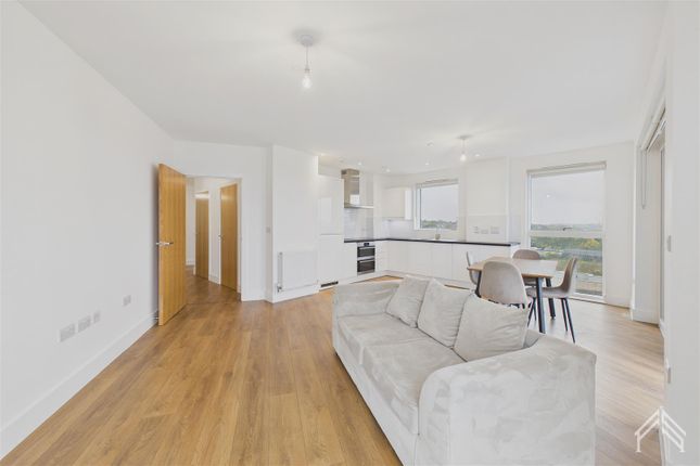 Umber House, Lismore Boulevar, London photo 2