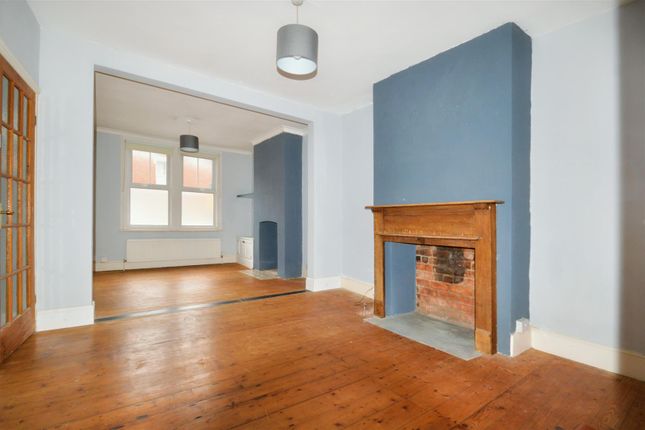 Thumbnail Flat to rent in Florence Road, Abington