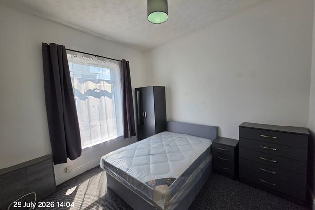 5, Somerscales Street, Hull photo 2