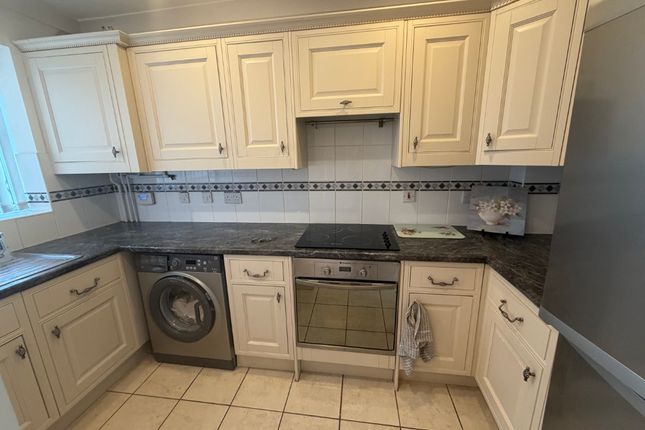 56, Mellish Road, Rugby photo 2