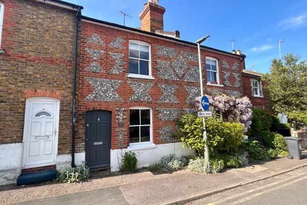 Property to rent in Cooper Road, Guildford