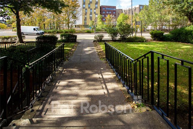 Flat 4, 10, Osborne Terrace, Newcastle Upon Tyne photo 3