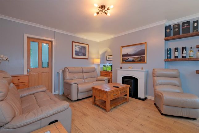21, Brankston Avenue, Stonehouse photo 4