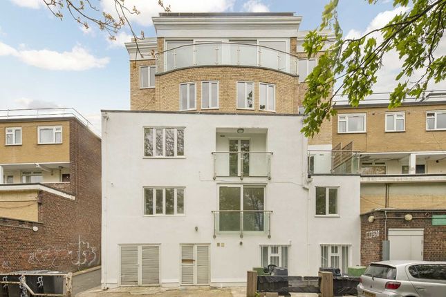 Thumbnail Flat to rent in Bridport Terrace, London