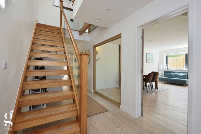 3, Evendine Mews, Malvern photo 4