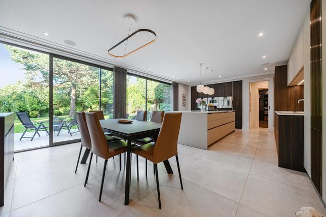7, Grange Avenue, Totteridge photo 3