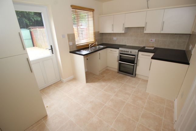 Sanctuary Close, Worcester photo 4