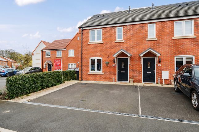 End terrace house for sale in Glengarry Way, Greylees, Sleaford