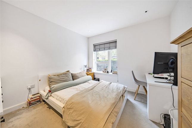 Flat for sale in Bath House Court, Smithfield Square, Hornsey