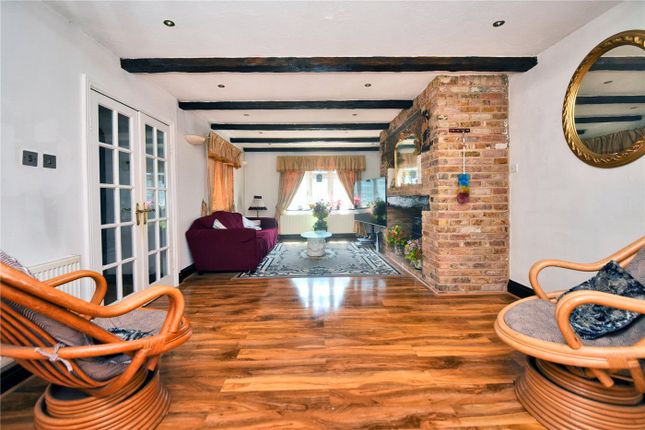 3, Croydon Lane, Banstead photo 4